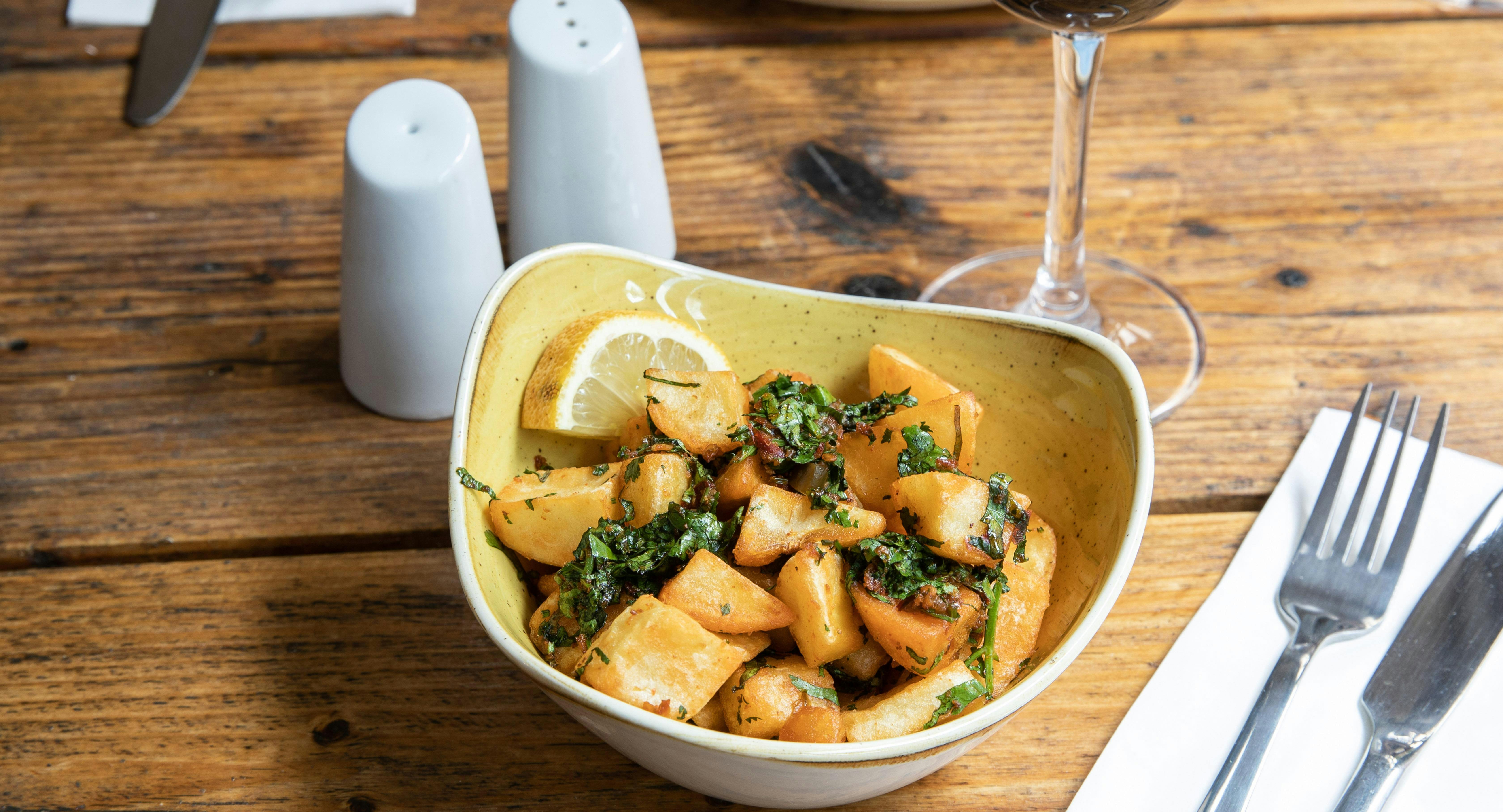 Photo of restaurant Mira Lebanese Restaurant in Bloomsbury, London - Photo 6