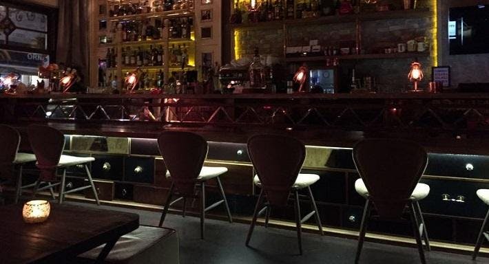 Arnavutköy, Istanbul şehrindeki Alexandra Cocktail Bar restoranının fotoğrafı