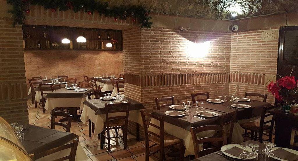 Foto del ristorante La Taverna Del Re Leone a Pozzuoli, Napoli
