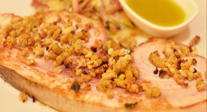 Restaurant Al Camoscio d'Abruzzo in Castro Pretorio, Rome