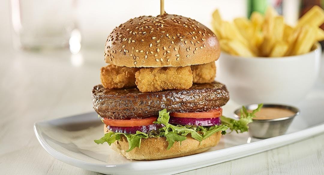 Restaurant Ye Olde George Christchurch in Town Centre, Christchurch