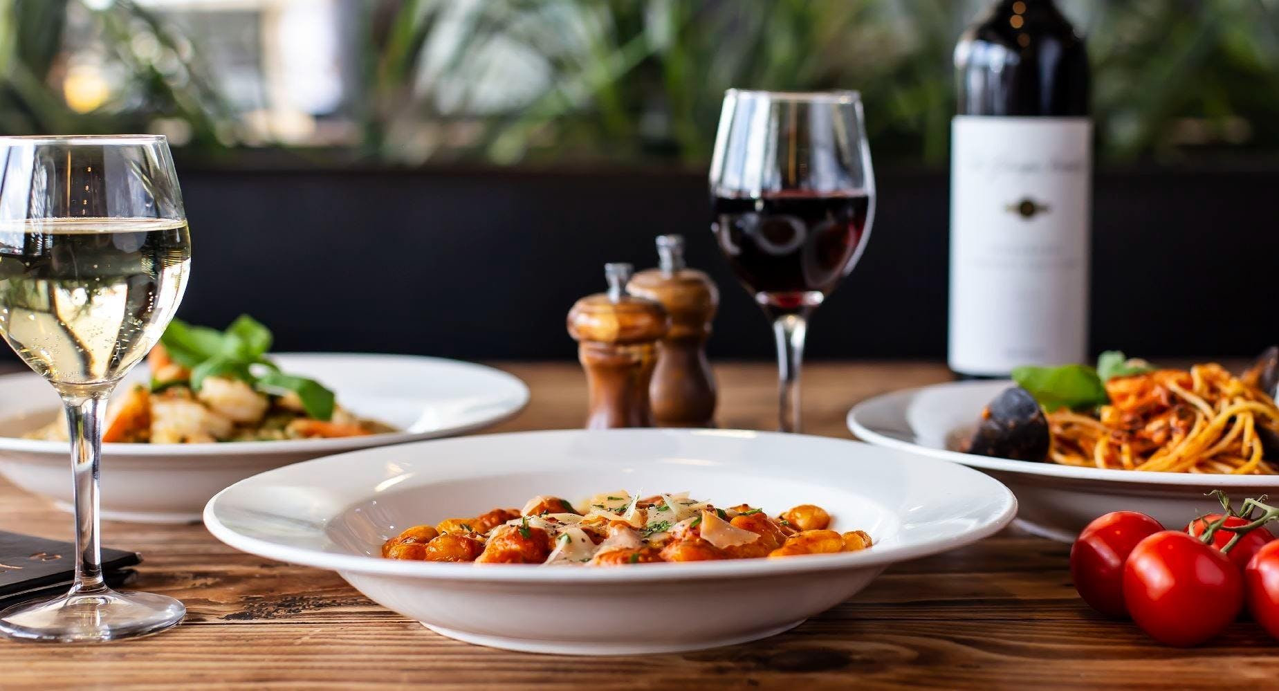 Restaurant Rosetti's cafe Italian & woodfired pizza in Wetherill Park, Sydney