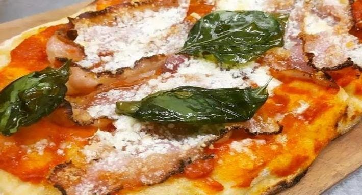 Restaurant Osteria Da Roberta | Pinseria Romana in Centre, Lecce