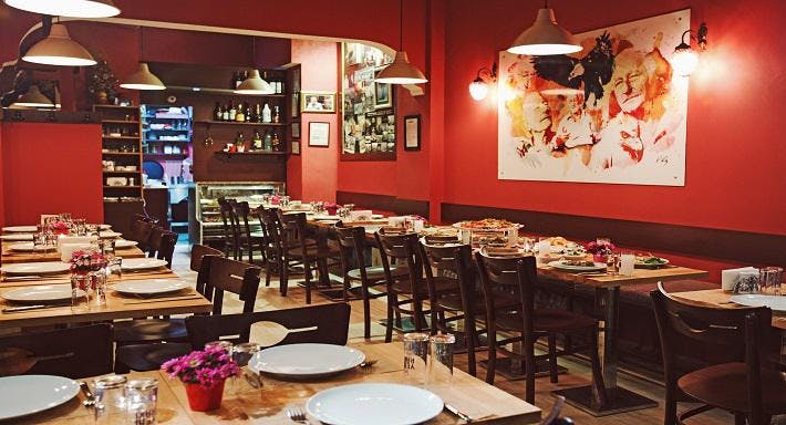 Beşiktaş, İstanbul şehrindeki Bordo "Eski Dostlar" Restaurant restoranının fotoğrafı