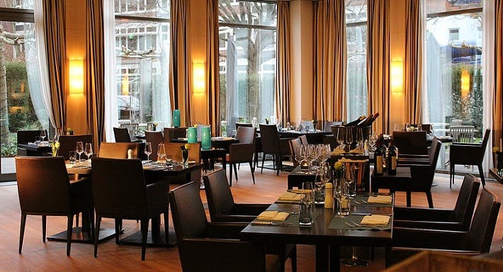 Photo of restaurant Restaurant d/\blju 'W' in Altstadt-Süd, Cologne