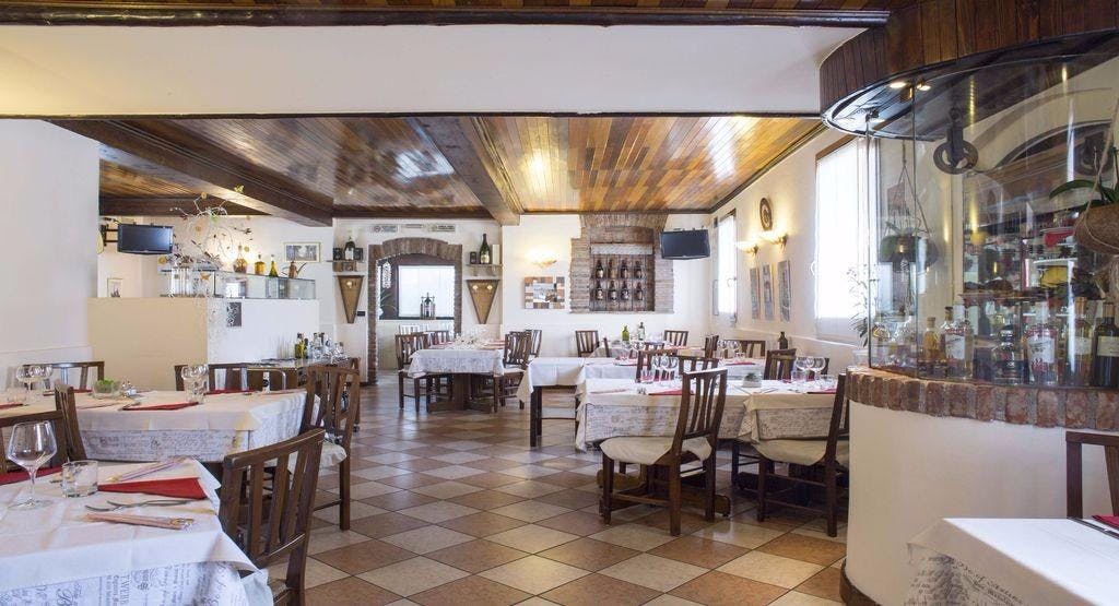Foto del ristorante Ristorante Pizzeria Al Pozzo a Sirmione, Garda