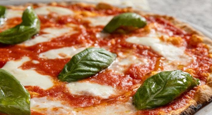 Restaurant Allo Sfascio in Palmarola, Rome