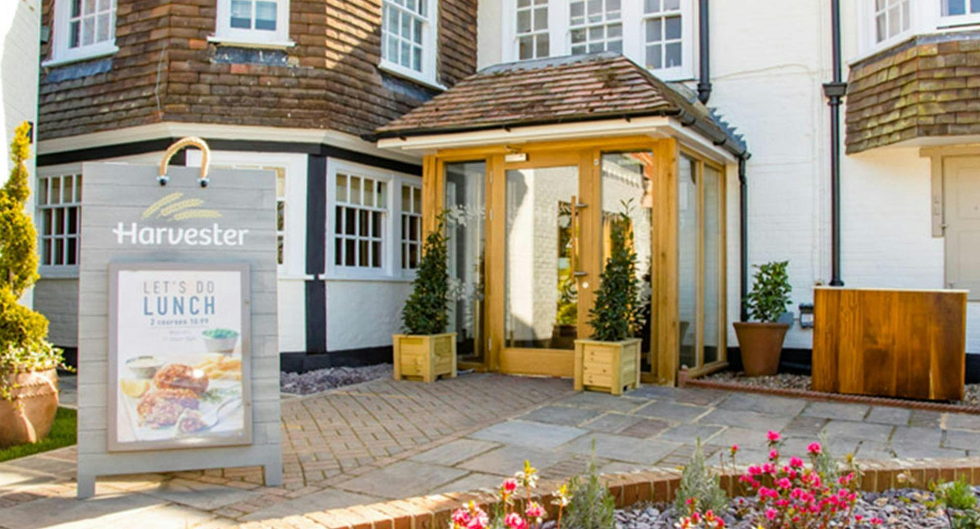 Photo of restaurant HARVESTER GREYHOUND ROMFORD in Ilford, London - Photo 6