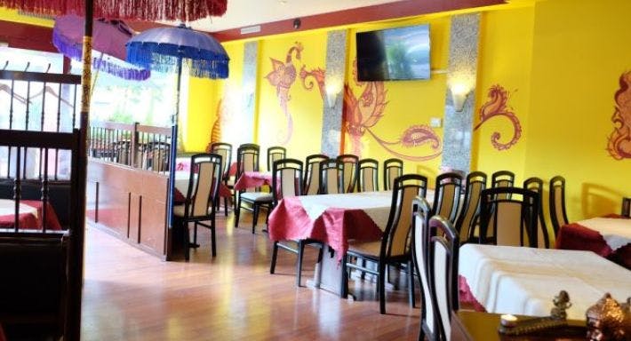 Image 2 of restaurant Holi