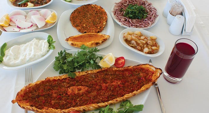 Photo of restaurant Taş Köprü Adana Kebapçısı in Altunizade, Istanbul
