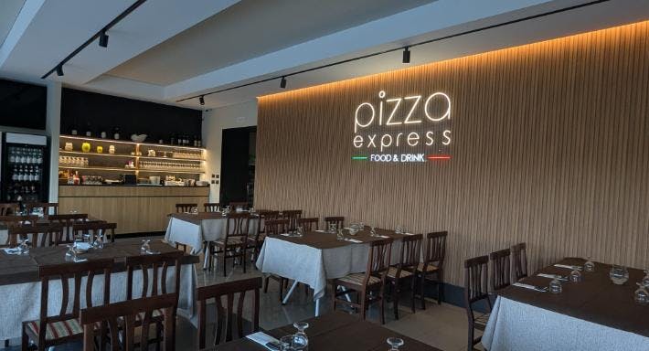Ristorante Pizza Express Music Pub Cafè a Carovigno, Brindisi