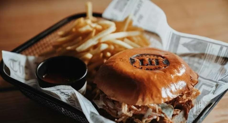 Photo of restaurant LÜ - Burger & Bar Obertauern in Centre, Thalgau