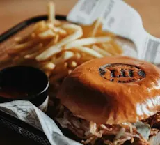 Restaurant LÜ - Burger & Bar Obertauern in Zentrum, Thalgau