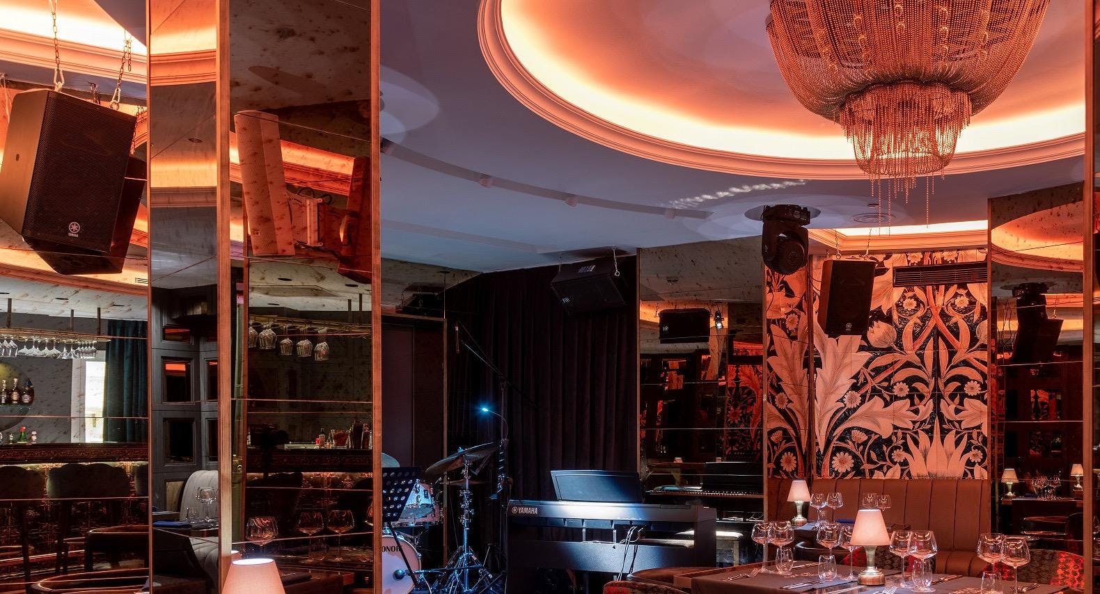 Fatih, İstanbul şehrindeki Gregor Jazz Club restoranı