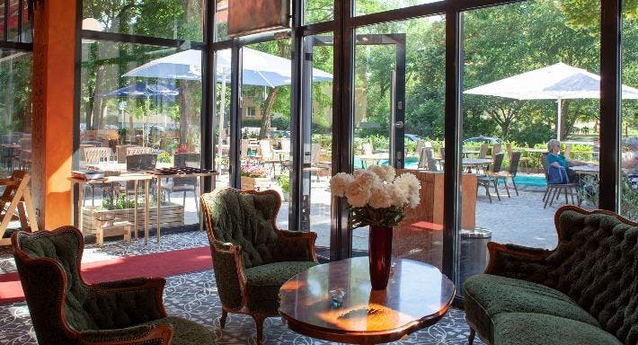 Image 1 of restaurant Agora