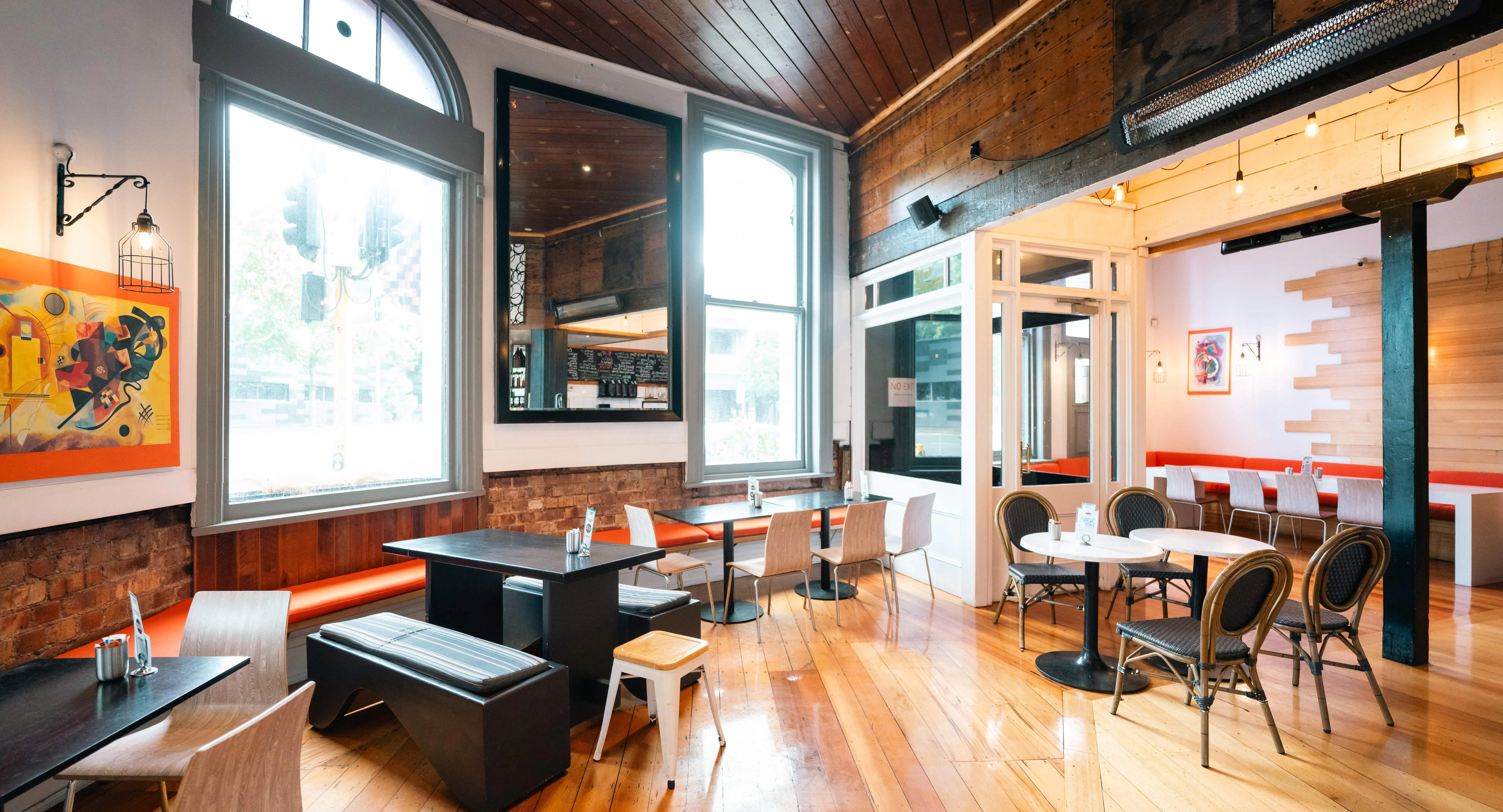 Restaurant Empire Tavern in Auckland CBD, Auckland