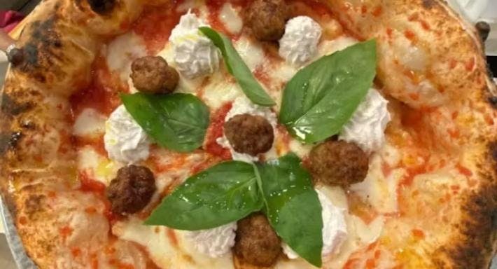 Restaurant Pizzeria Vincenzo Capuano in Centro Storico, Genoa