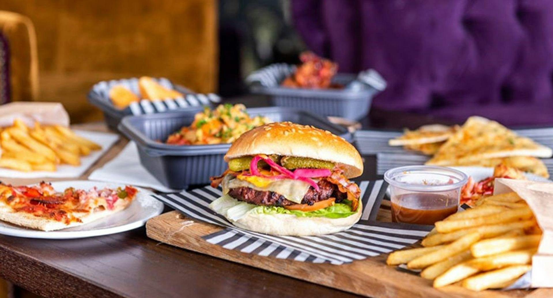 Photo of restaurant KING WILLIAM IV CHIGWELL in Walthamstow, London - Photo 2