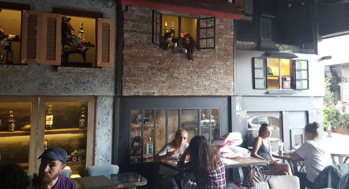 Kadıköy, İstanbul şehrindeki Oblomov Restaurant restoranının fotoğrafı
