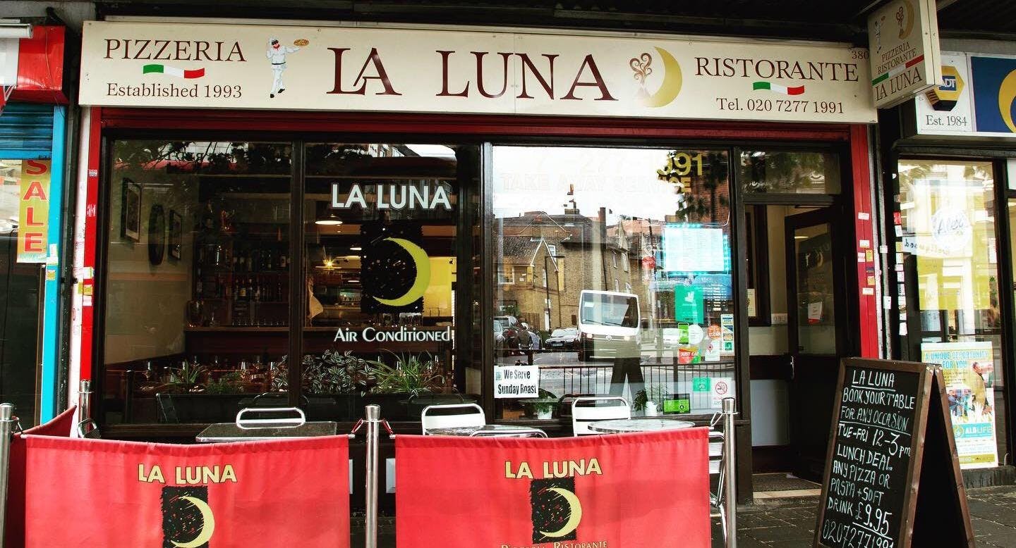 Photo of restaurant La Luna in Walworth, London