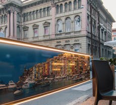 Restaurant Basil Lounge Bar con Cucina e Pizzeria in Centro Storico, Genoa