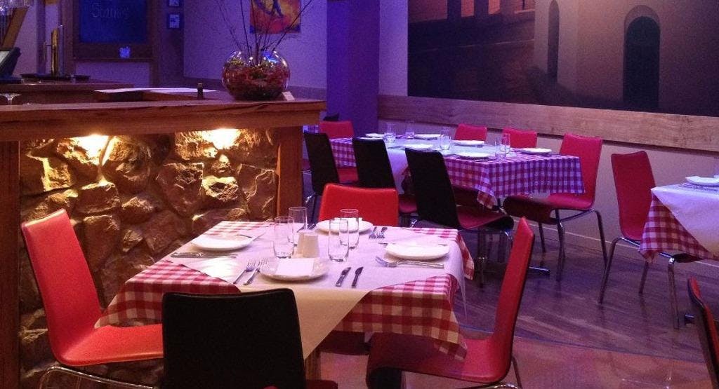Photo of restaurant Stathis Greek Restaurant in Malvern, Melbourne