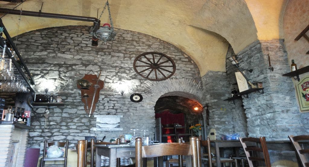 Foto del ristorante La Cruna del Lago a Castel Gandolfo, Castelli Romani