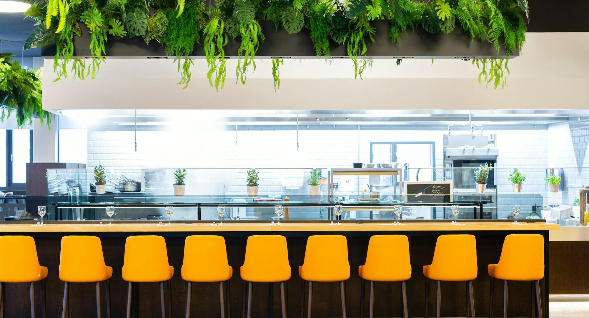 Image 1 of restaurant MOA EAT & MOA BAR