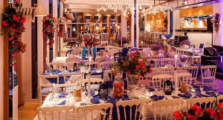 Beşiktaş, İstanbul şehrindeki Cahide Salonika restoranının fotoğrafı