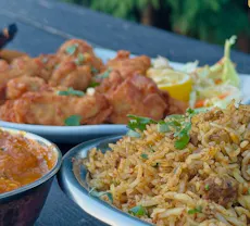 Restaurant The Pendulum - Indian Bar & Grill in Pendeford, Wolverhampton