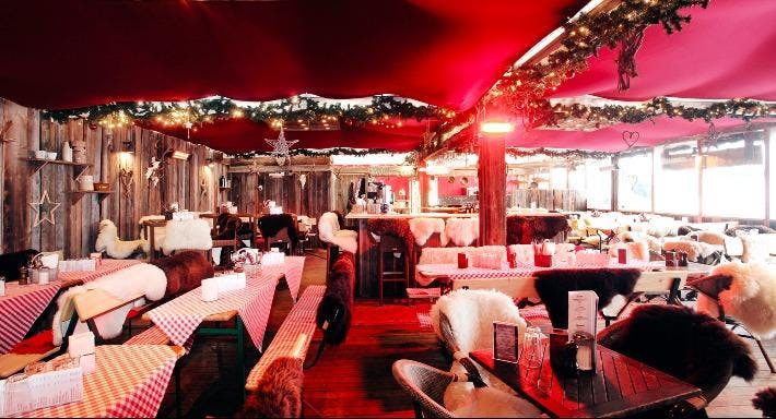 Image 2 of restaurant Kasermandl auf dem WeihnachtsZauber Bebelplatz