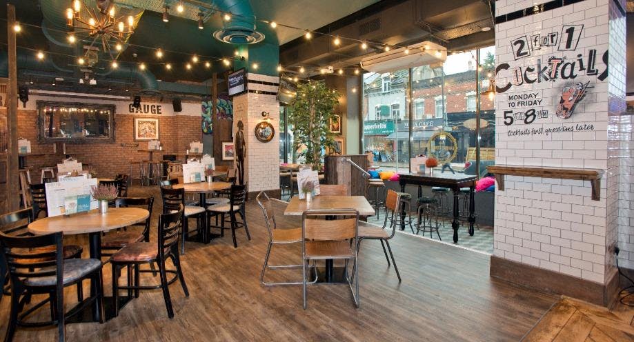 Photo of restaurant The Garratt and Gauge Wimbledon in Tooting, London - Photo 6