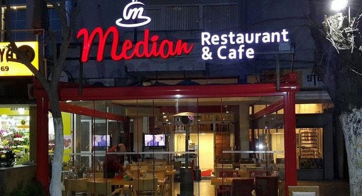 4 Levent, Istanbul şehrindeki Median Restaurant & Cafe restoranının fotoğrafı