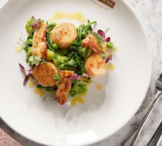 Restaurant Browns Liverpool in ,