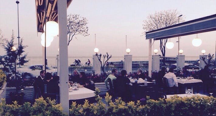 Fatih, İstanbul şehrindeki Hasan Kolcuoğlu Cankurtaran restoranının fotoğrafı