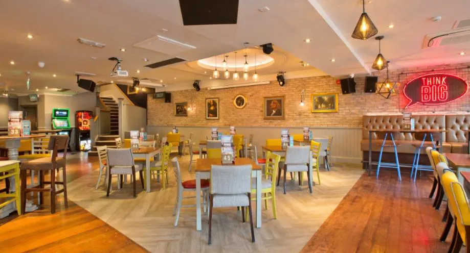 Photo of restaurant Yates High Wycombe in Beaconsfield, Beaconsfield - Photo 3