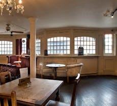 Restaurant The Feathers in ,