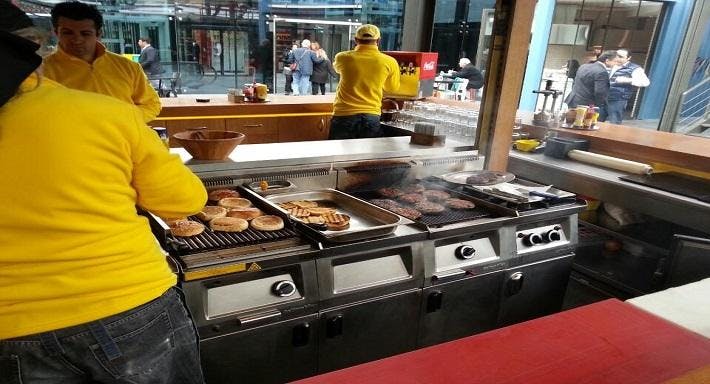 Photo of restaurant 1 A Burger in Şişli, Istanbul - Photo 2