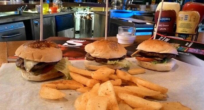 Photo of restaurant 1 A Burger in Şişli, Istanbul - Photo 3