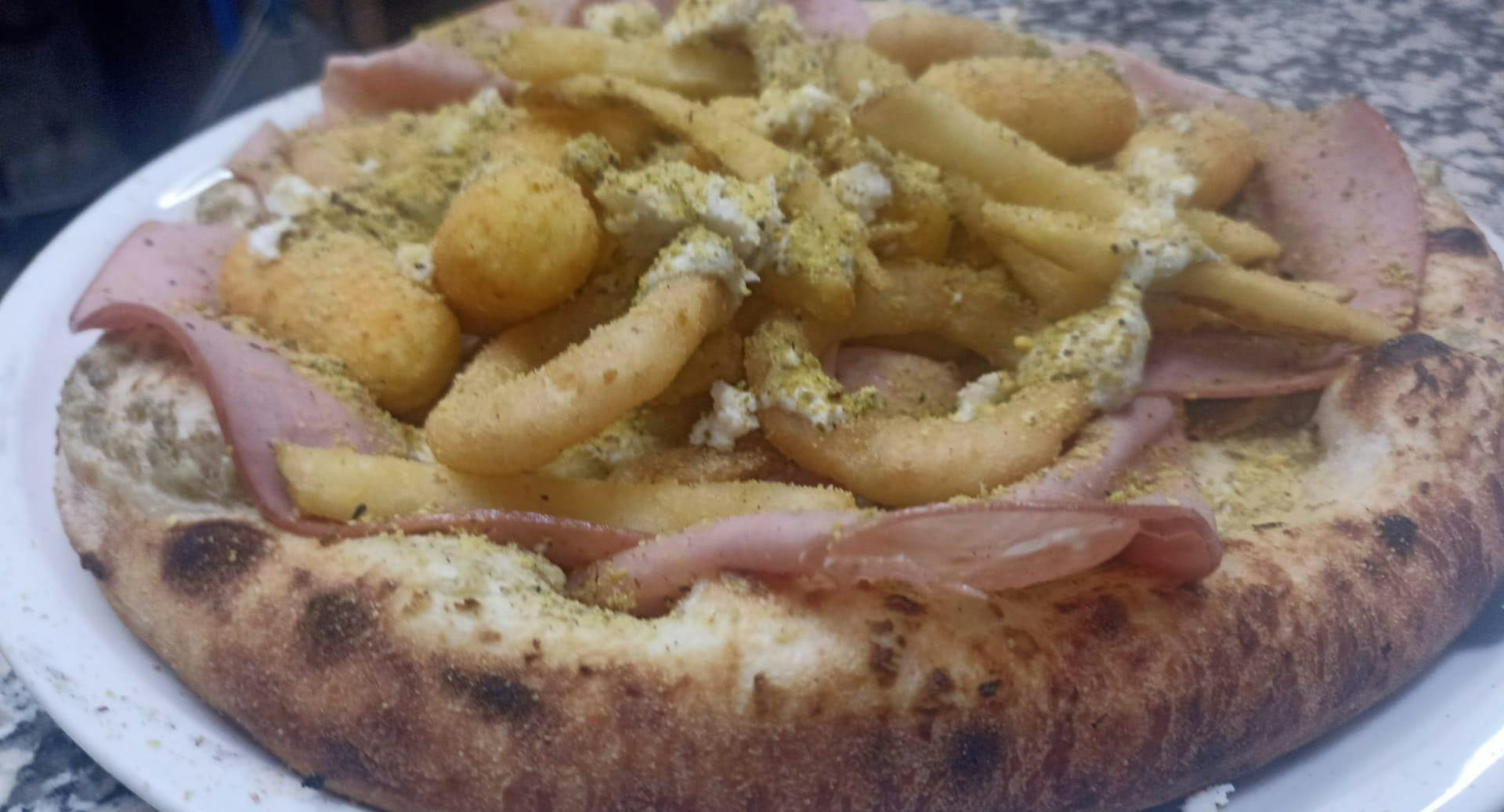 Foto del ristorante Pizzeria Avanti un'Altro! a Pedara, Catania