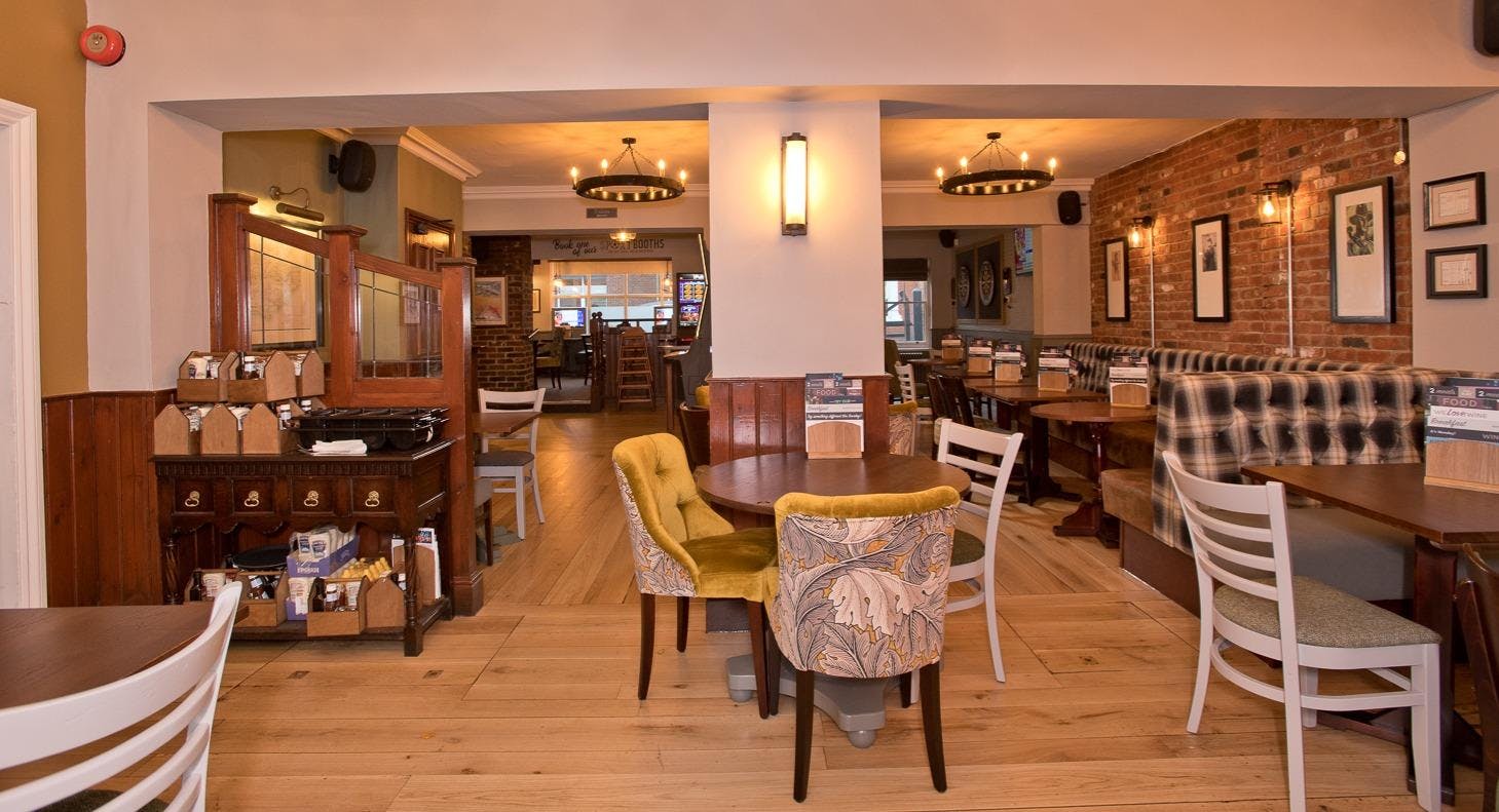 Photo of restaurant Foresters Horley in Horley, Horley