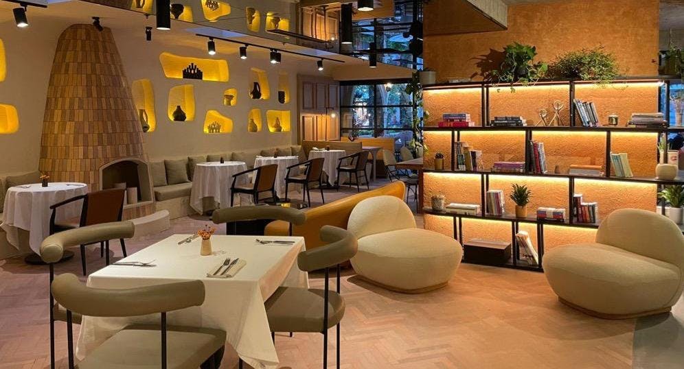 Kadıköy, İstanbul şehrindeki Strada restoranının fotoğrafı