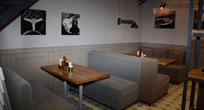 Photo of restaurant 555-IST Lounge & Cafe in Feneryolu, Istanbul - Photo 4